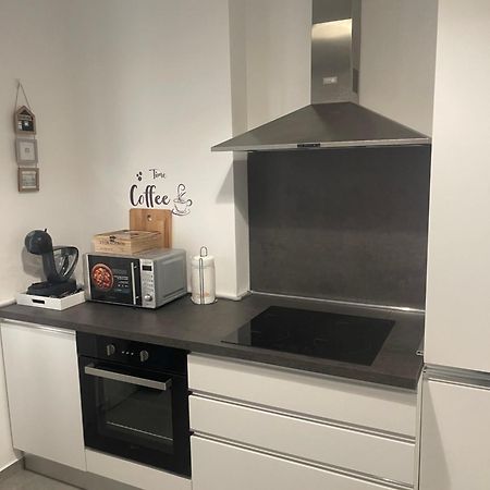 Deluxe Apartment Self Check In Parking Janov Exteriér fotografie